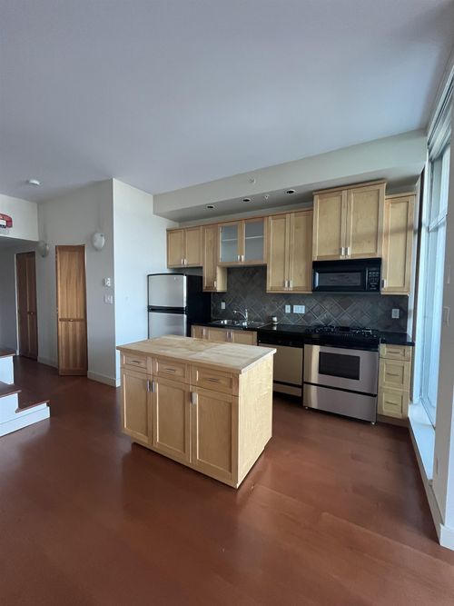 314-2515 Ontario Street, Vancouver, BC, V5T4V4 | Card Image
