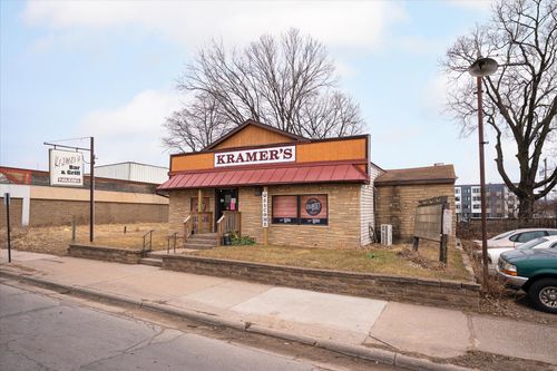 1123 3rd St S, La Crosse, WI, 54601-4412 | Card Image