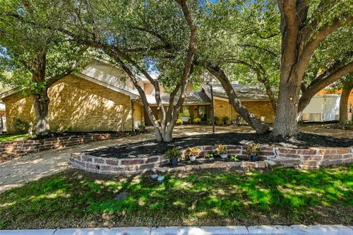 707 Findlay Dr, Arlington, TX, 76012-2711 | Card Image