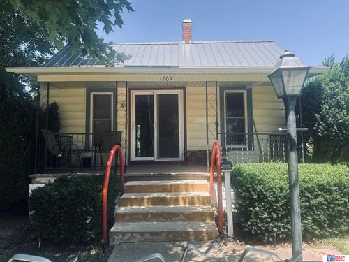 1209 3rd Street, Fairbury, NE, 68352 | Card Image