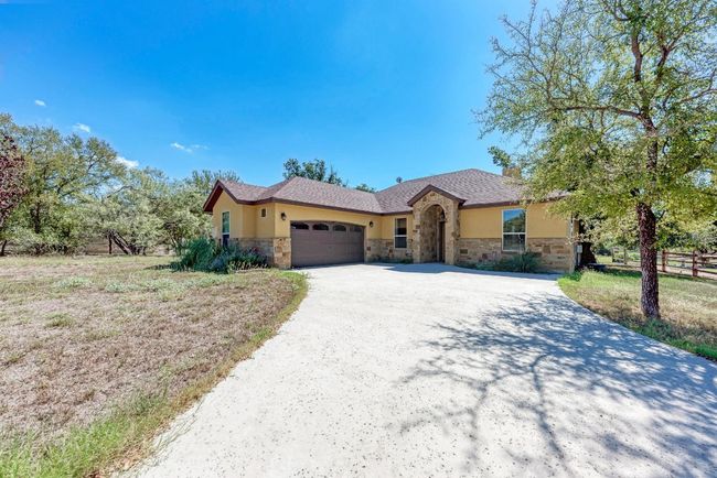 110 Chaumont St, House other with 3 bedrooms, 2 bathrooms and 2 parking in Kingsland TX | Image 39