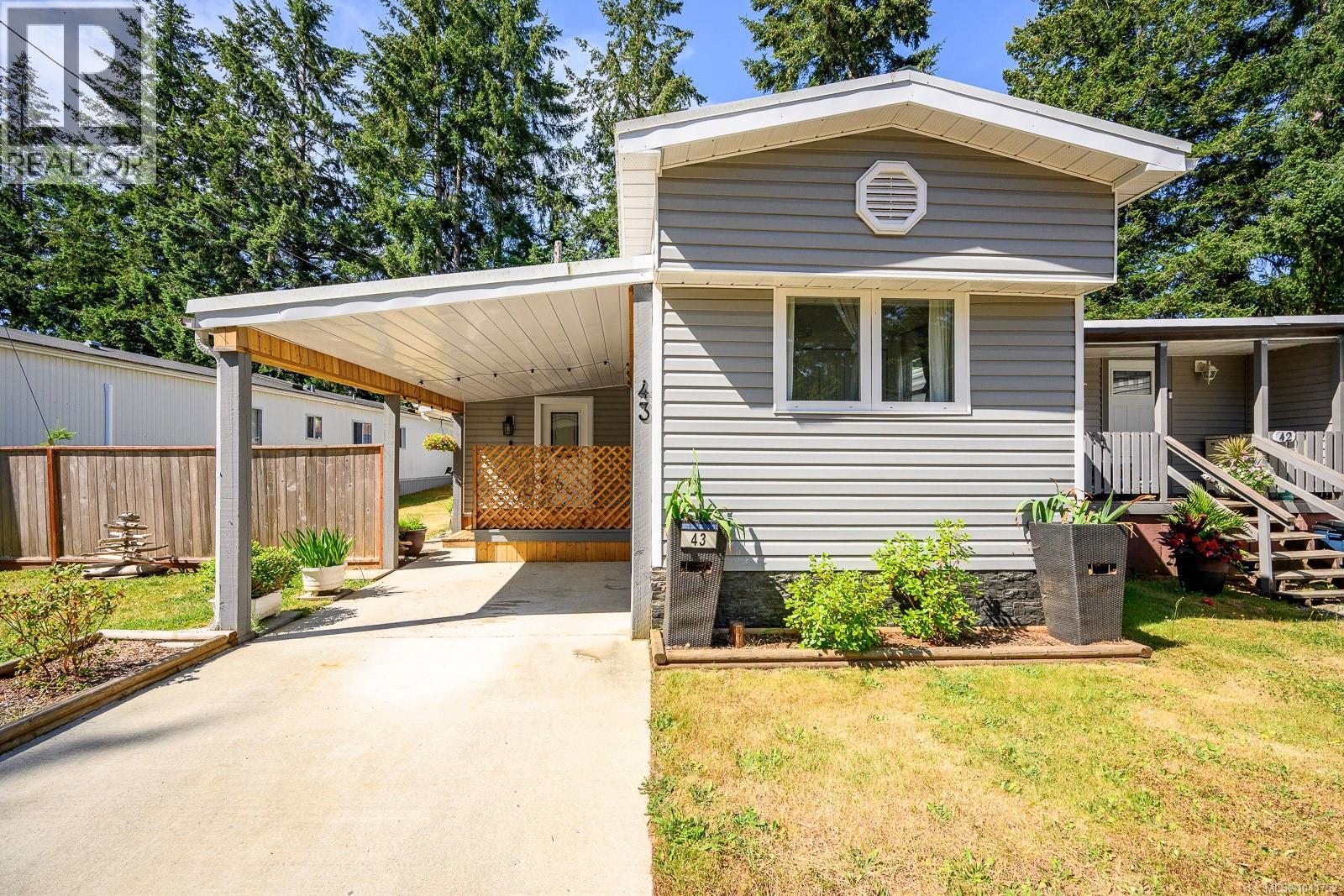 Residential in Comox 5
