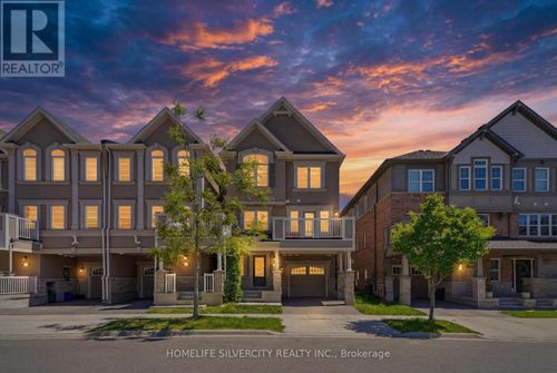 3085 Mistletoe Gdns, Oakville, ON, L6M0Y7 | Card Image