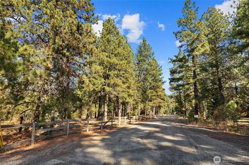 101 Book Ln, Cle Elum, WA, 98922-9626 | Card Image