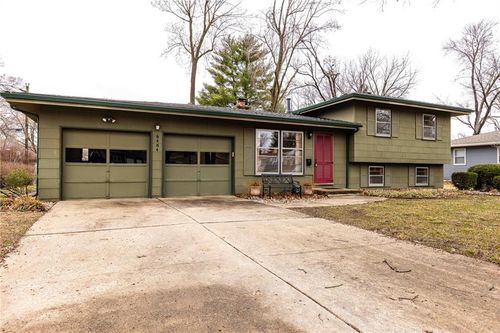 6404 N Walrond Ave, Kansas City, MO, 64119-1505 | Card Image