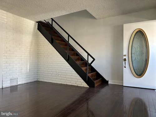 2822 S 64th St, PHILADELPHIA, PA, 19142-3303 | Card Image