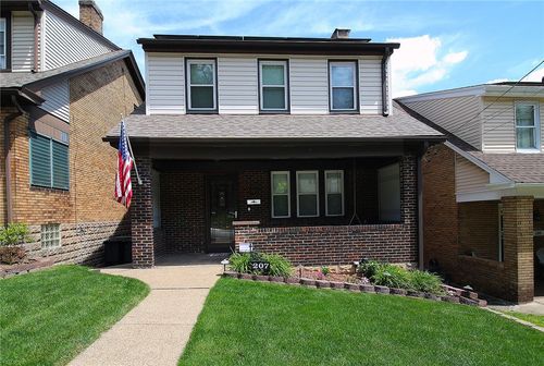 207 E Garden Rd, Brentwood, PA, 15227-3103 | Card Image