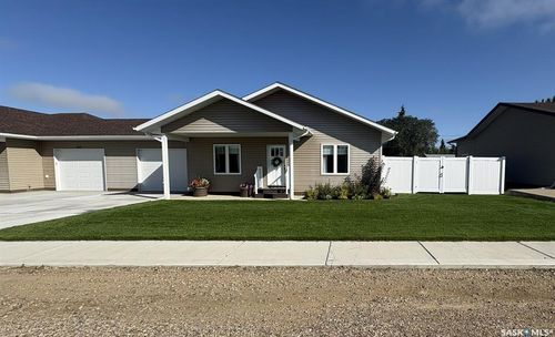 222 3 Ave, Glaslyn, SK, S0M0C7 | Card Image