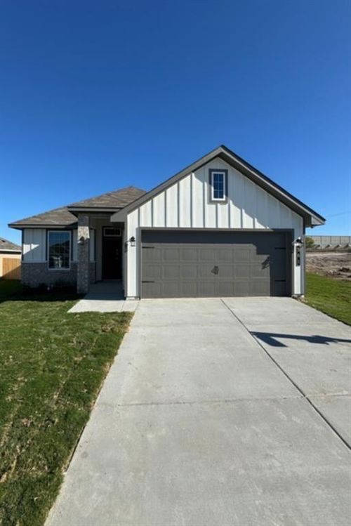 301 State Loop, Troy, TX, 76579-3948 | Card Image