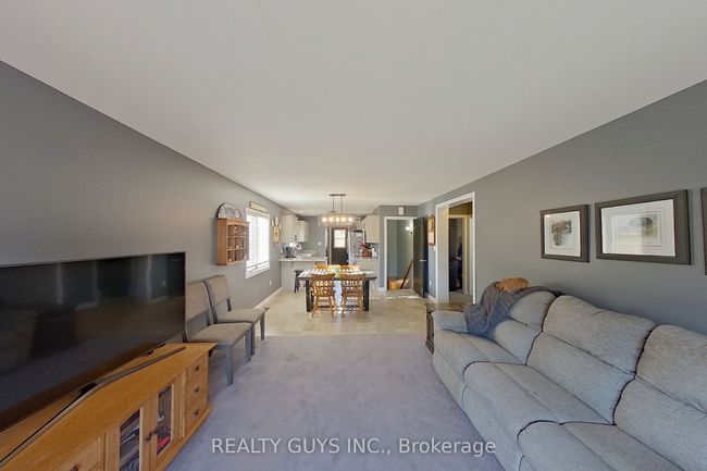 3211 County Rd 2, House other with 7 bedrooms, 4 bathrooms and 6 parking in Keene ON | Image 13