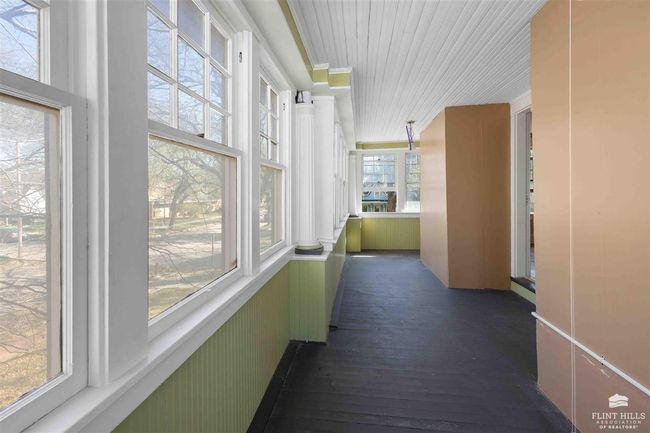 220 S 8 Th St, House other with 4 bedrooms, 3 bathrooms and null parking in Manhattan KS | Image 15