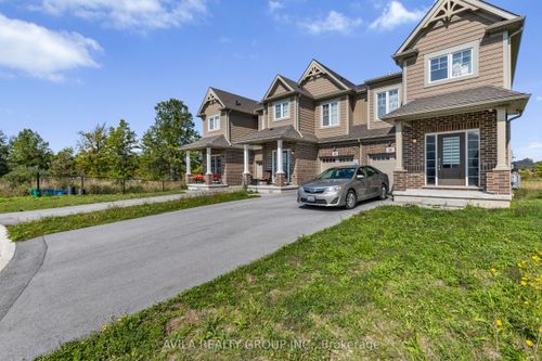 36 Pl Sunflower, Welland, ON, L3C0H8 | Card Image