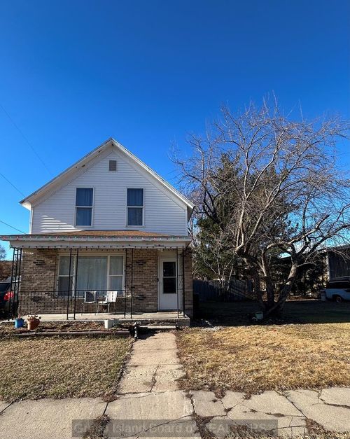 814 Ne Saint Paul Rd., Grand Island, NE, 68801 | Card Image