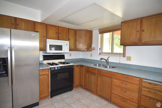 154 W 200 N, House other with 4 bedrooms, 2 bathrooms and 6 parking in Mona UT | Image 34