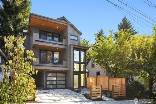 7342 20th Ave Nw, Seattle, WA, 98117-5619 | Card Image