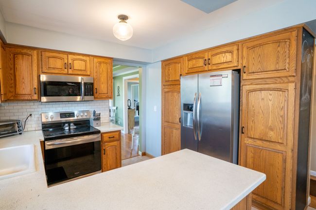 Kitchen 2 | Image 8