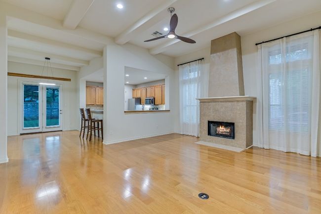 APT-10 - 6201 River Place Blvd, House other with 2 bedrooms, 2 bathrooms and null parking in Austin TX | Image 4