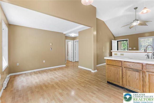 197 Broad Mountain View Dr, House other with 2 bedrooms, 2 bathrooms and null parking in Jim Thorpe PA | Image 17