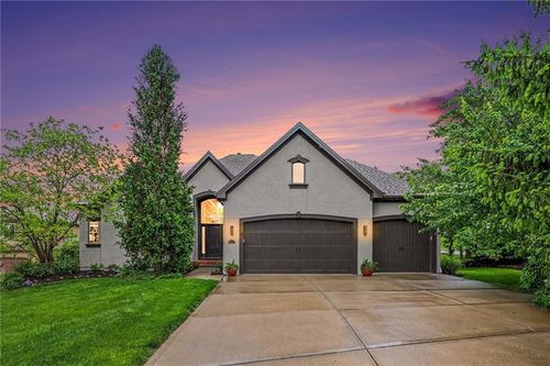10515 N Michigan Ave, Kansas City, MO, 64155-8915 | Card Image