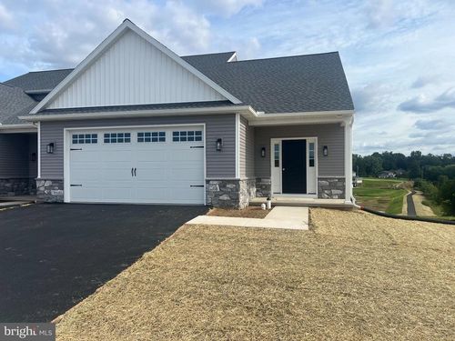 320 Ridgefield Dr, ELIZABETHTOWN, PA, 17022-6000 | Card Image