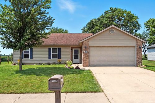 517 Freds Ct, Kendallville, IN, 46755-2876 | Card Image