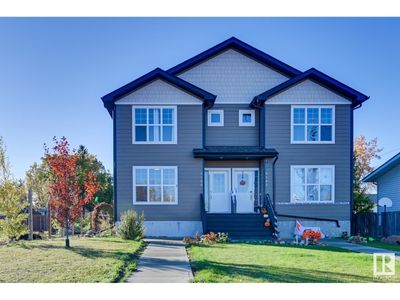 5180 54 Ave, Home with 3 bedrooms, 3 bathrooms and null parking in Redwater AB | Image 1