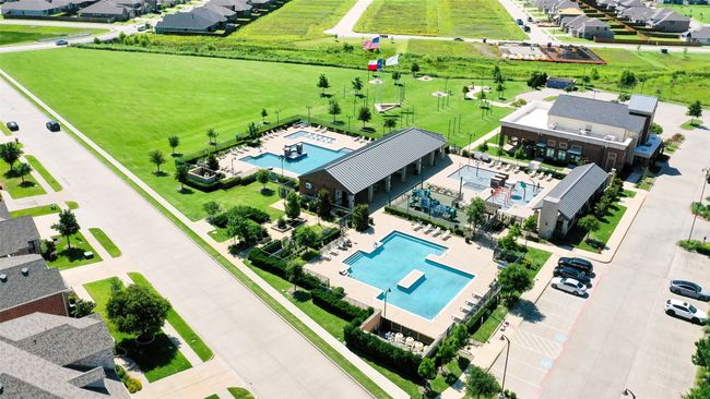 1613 Frankford Dr, House other with 5 bedrooms, 3 bathrooms and null parking in Forney TX | Image 34