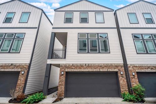 756 W Donovan St, Houston, TX, 77091-5642 | Card Image