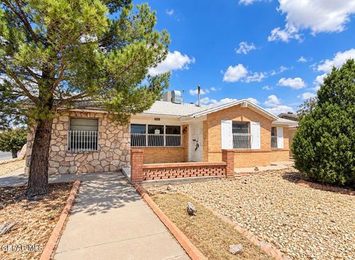 5601 Fairbanks Dr, El Paso, TX, 79924-4109 | Card Image