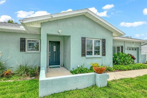 212 83rd Street, HOLMES BEACH, FL, 34217 | Card Image