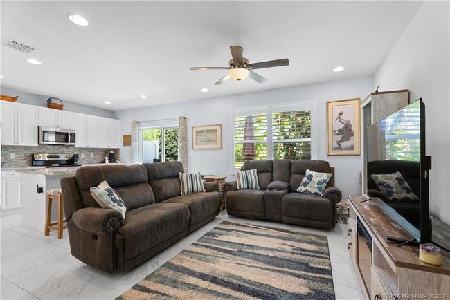 2810 Nw Treviso Cir, Townhouse with 3 bedrooms, 3 bathrooms and 1 parking in Port Saint Lucie FL | Image 7