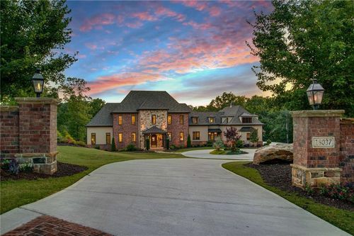 16037 Manor Club Dr, Milton, GA, 30004-8845 | Card Image