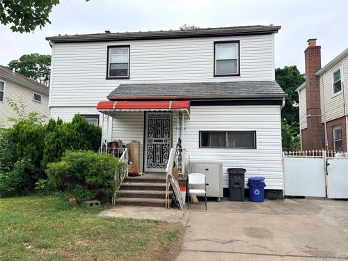 5628 213th Street, New York, NY, 11364 | Card Image