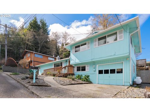 935 View St, Reedsport, OR, 97467-1833 | Card Image