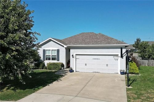 702 Andy Ct, Belton, MO, 64012-2426 | Card Image
