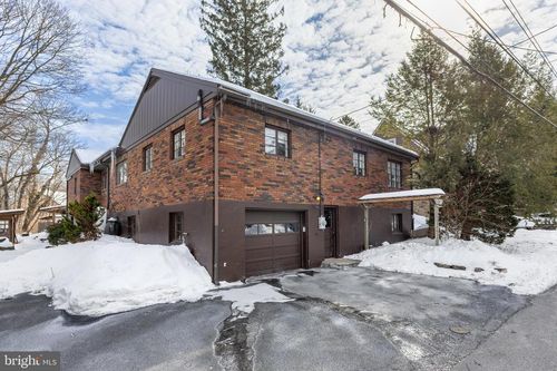 612 Holly Ct, STATE COLLEGE, PA, 16801-5714 | Card Image