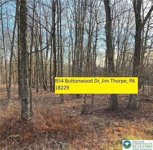 54 Buttonwood Dr, Jim Thorpe, PA, 18229-3610 | Card Image