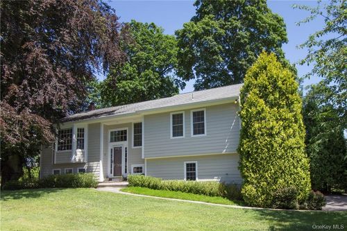 9 Franklin Ave, Rye, NY, 10580-2557 | Card Image