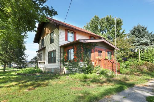 201 N Dewey St, Prairie City, IA, 50228-8634 | Card Image
