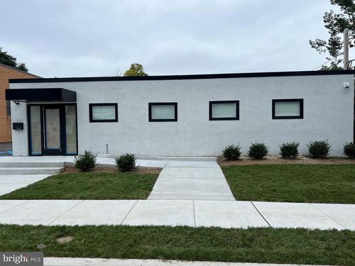 44 W Church St, Blackwood, NJ, 08012-3965 | Card Image