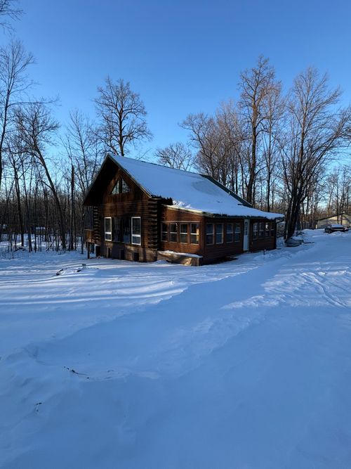 9237 Bears Ear Rd, Pine City, MN, 55063-5637 | Card Image