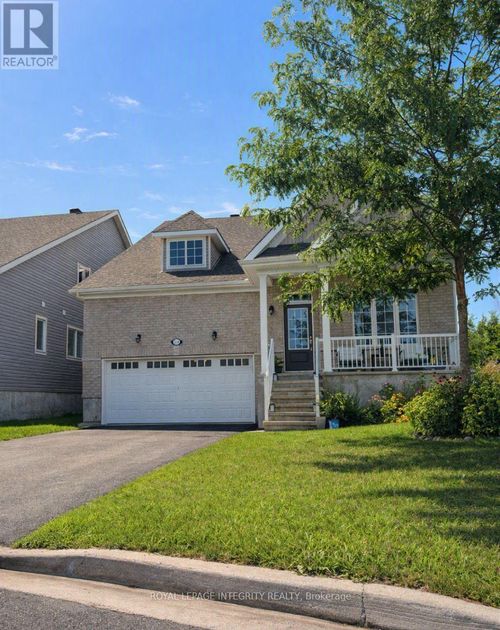 3230 Harvester Crescent, North Grenville, ON, K0G1J0 | Card Image