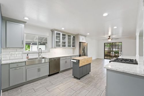 4312 Virgusell Cir, Carmichael, CA, 95608-1221 | Card Image