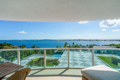 apt-306-2101 Brickell Ave, Miami, FL, 33129-2102 | Card Image