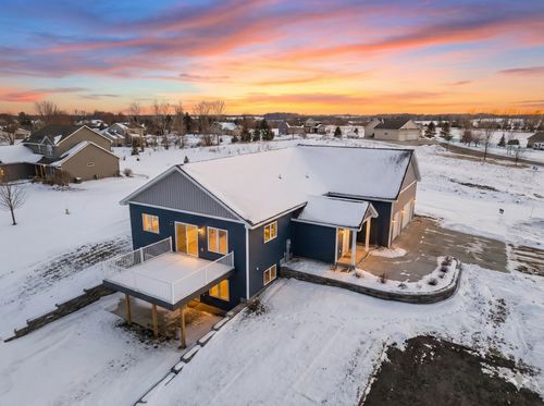 23569 Highland Trl, Fergus Falls, MN, 56537-8172 | Card Image