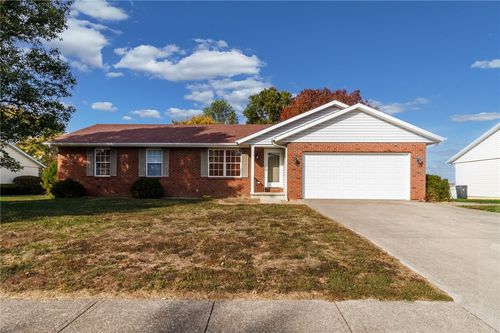 808 Shiloh Ave, Effingham, IL, 62401-4513 | Card Image