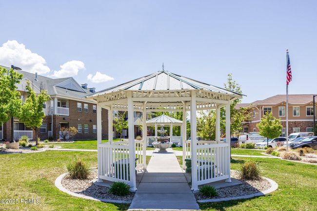 106 - 11035 S Grapevine Cv, Condo with 2 bedrooms, 2 bathrooms and null parking in Sandy UT | Image 15
