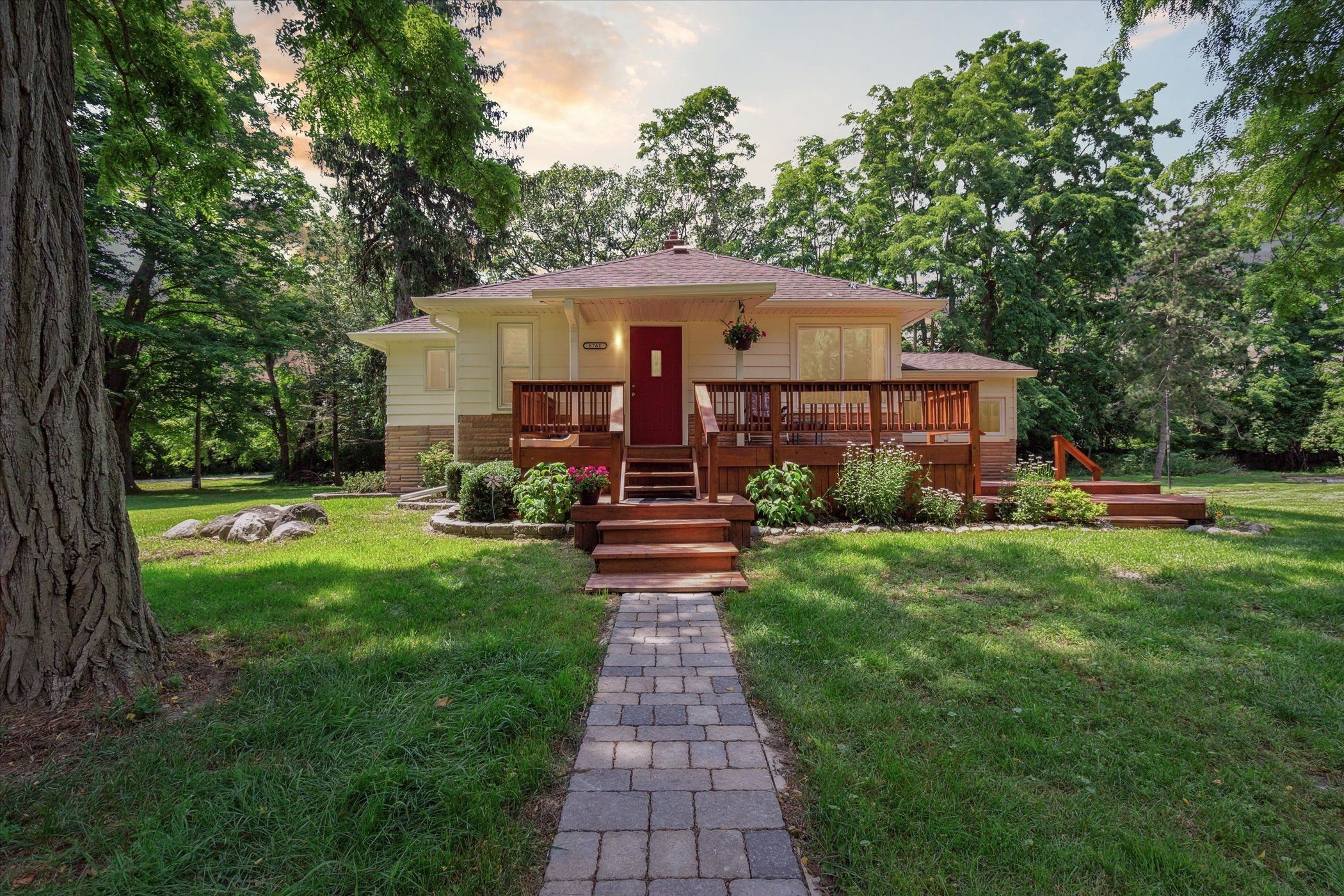Bordman Rd, Almont, MI 48003