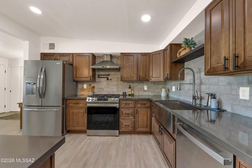 4858 E 4th Street, Tucson, AZ, 85711 | Card Image