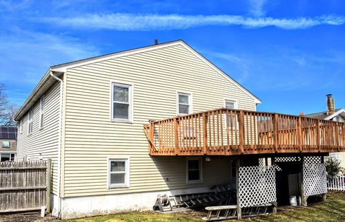 34 F St, Hull, MA, 02045-1829 | Card Image